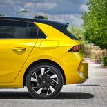 Opel Astra Plug-In Hybrid - Miniatura 22