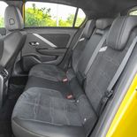 Opel Astra Ultimate 1.2T 130 CV - Miniatura 23