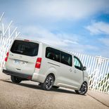 Opel Zafira Life Business Innovation L 180 CV - Miniatura 4