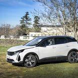 Peugeot 3008 GT Hybrid4 - Miniatura 18