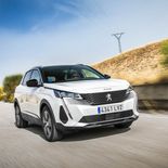 Peugeot 3008 GT Plug-In Hybrid 225 e-EAT8 (Blanco nacarado) - Miniatura 2