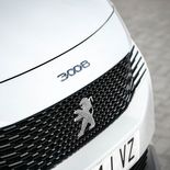 Peugeot 3008 GT Plug-In Hybrid 225 e-EAT8 (Blanco nacarado) - Miniatura 11