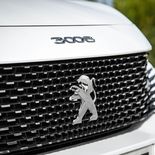 Peugeot 3008 GT Plug-In Hybrid 225 e-EAT8 (Blanco nacarado) - Miniatura 13