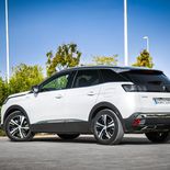 Peugeot 3008 GT Plug-In Hybrid 225 e-EAT8 (Blanco nacarado) - Miniatura 3