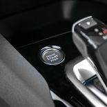 Peugeot 3008 GT Plug-In Hybrid 225 e-EAT8 (Blanco nacarado) - Miniatura 17