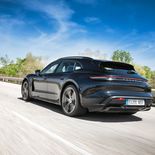 Porsche Taycan Cross Turismo Turbo S - Miniatura 22