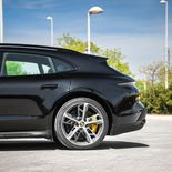 Porsche Taycan Cross Turismo Turbo S - Miniatura 21