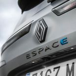 Renault Espace Esprit Alpine E-Tech Full Hybrid - Miniatura 25