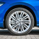 Skoda Superb 2.0 TDI L&K (Azul Cobalto) - Miniatura 12