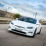 Tesla Model S Plaid (Blanco Perla) - Miniatura 1