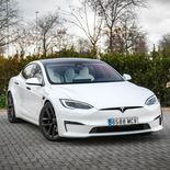 Tesla Model S Plaid (Blanco Perla) - Miniatura 5