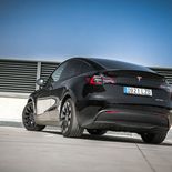 Tesla Model Y Performance - Miniatura 25