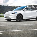 Tesla Model Y - Miniatura 4