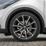 Toyota C-HR Plug-in Hybrid GR Sport Premiere - Miniatura 15