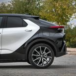 Toyota C-HR Plug-in Hybrid GR Sport Premiere - Miniatura 16