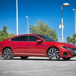 Volkswagen Arteon eHybrid R-Line (Rojo Intenso) - Miniatura 12