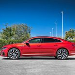 Volkswagen Arteon eHybrid R-Line (Rojo Intenso) - Miniatura 16