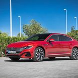 Volkswagen Arteon eHybrid R-Line (Rojo Intenso) - Miniatura 2