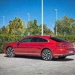 Volkswagen Arteon eHybrid R-Line (Rojo Intenso) - Miniatura 22