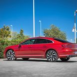 Volkswagen Arteon eHybrid R-Line (Rojo Intenso) - Miniatura 23