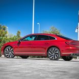 Volkswagen Arteon eHybrid R-Line (Rojo Intenso) - Miniatura 24