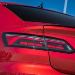 Volkswagen Arteon eHybrid R-Line (Rojo Intenso) - Miniatura 27