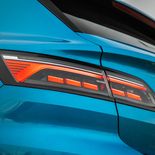 Volkswagen Arteon Shooting Brake 2.0 TDI R-Line (Azul Malibú) - Miniatura 20