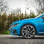 Volkswagen Arteon Shooting Brake 2.0 TDI R-Line (Azul Malibú) - Miniatura 11