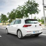 Volkswagen Golf 1.5 eTSI 150 CV DSG First Edition (Blanco Puro) - Miniatura 15