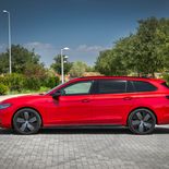 Volkswagen Passat Variant 2.0 TDI (Rojo Chili) - Miniatura 10