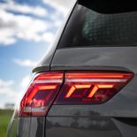 Volkswagen Tiguan R-Line TSI DSG - Miniatura 27