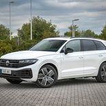 Volkswagen Touareg R PHEV (Blanco Perlado) - Miniatura 3