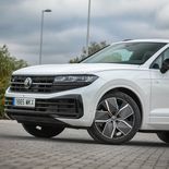 Volkswagen Touareg R PHEV (Blanco Perlado) - Miniatura 6