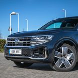 Volkswagen Touareg V6 3.0 TDI R-Line (Meloe Blue) - Miniatura 8