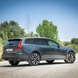 Volvo V60 Cross Country D4 - Miniatura 21