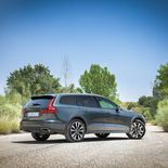 Volvo V60 Cross Country D4 - Miniatura 22