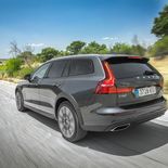 Volvo V60 Cross Country D4 - Miniatura 24