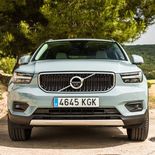 Volvo XC40 T5 Momentum - Miniatura 1