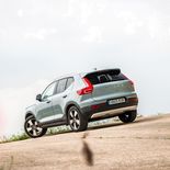 Volvo XC40 T5 Momentum - Miniatura 16