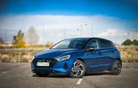 Foto 2 - Hyundai i20 T-GDI 48V (Intense Blue bitono)
