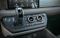 Foto 1 - Land Rover Defender 110 D250 AWD First Edition (Pangea Green)