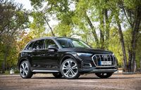 Foto 2 - Audi Q5 40 TDI S Line (Negro Mitos Metalizado)