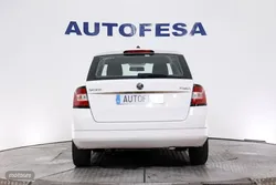 Skoda Fabia 1.0 COMBI 75CV 5P S/S # PARKTRONIC - Miniatura 6