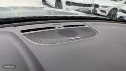 Volvo XC40 Plus, B4 Mild hybrid, Gasolina, Dark - Miniatura 22