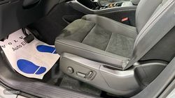Volvo XC40 Plus, B4 Mild hybrid, Gasolina, Dark - Miniatura 26