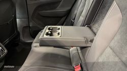 Volvo XC40 Plus, B4 Mild hybrid, Gasolina, Dark - Miniatura 30