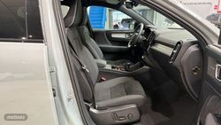Volvo XC40 Plus, B4 Mild hybrid, Gasolina, Dark - Miniatura 47