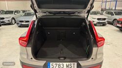 Volvo XC40 Plus, B3 Mild Hybrid, Gasolina, Dark - Miniatura 13