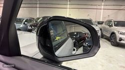 Volvo XC40 Plus, B3 Mild Hybrid, Gasolina, Dark - Miniatura 28