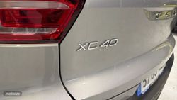 Volvo XC40 Plus, B3 Mild Hybrid, Gasolina, Dark - Miniatura 42